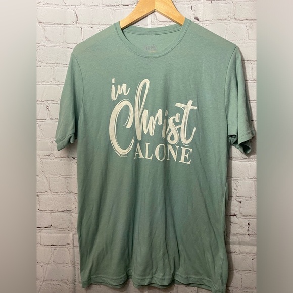 Texas True Threads Womens Size Large Sage Green
Faith Inspired Graphic Tee - Picture 2 of 4